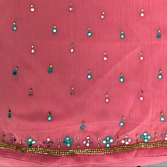 Beautiful crimson Red crape saree - Picture 2 of 15